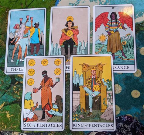 How to Create Your Own Familiar Witch Tarot Tamrus Deck